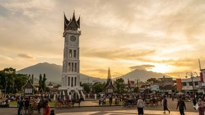 Jam Gadang Bukittinggi: Saksi Bisu Sejarah dari Masa Kolonial