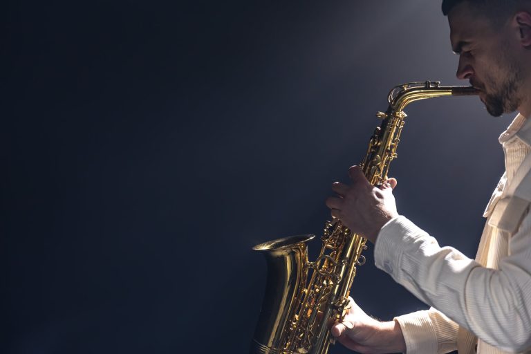 The Connection Between Jazz and Luxury Lifestyle